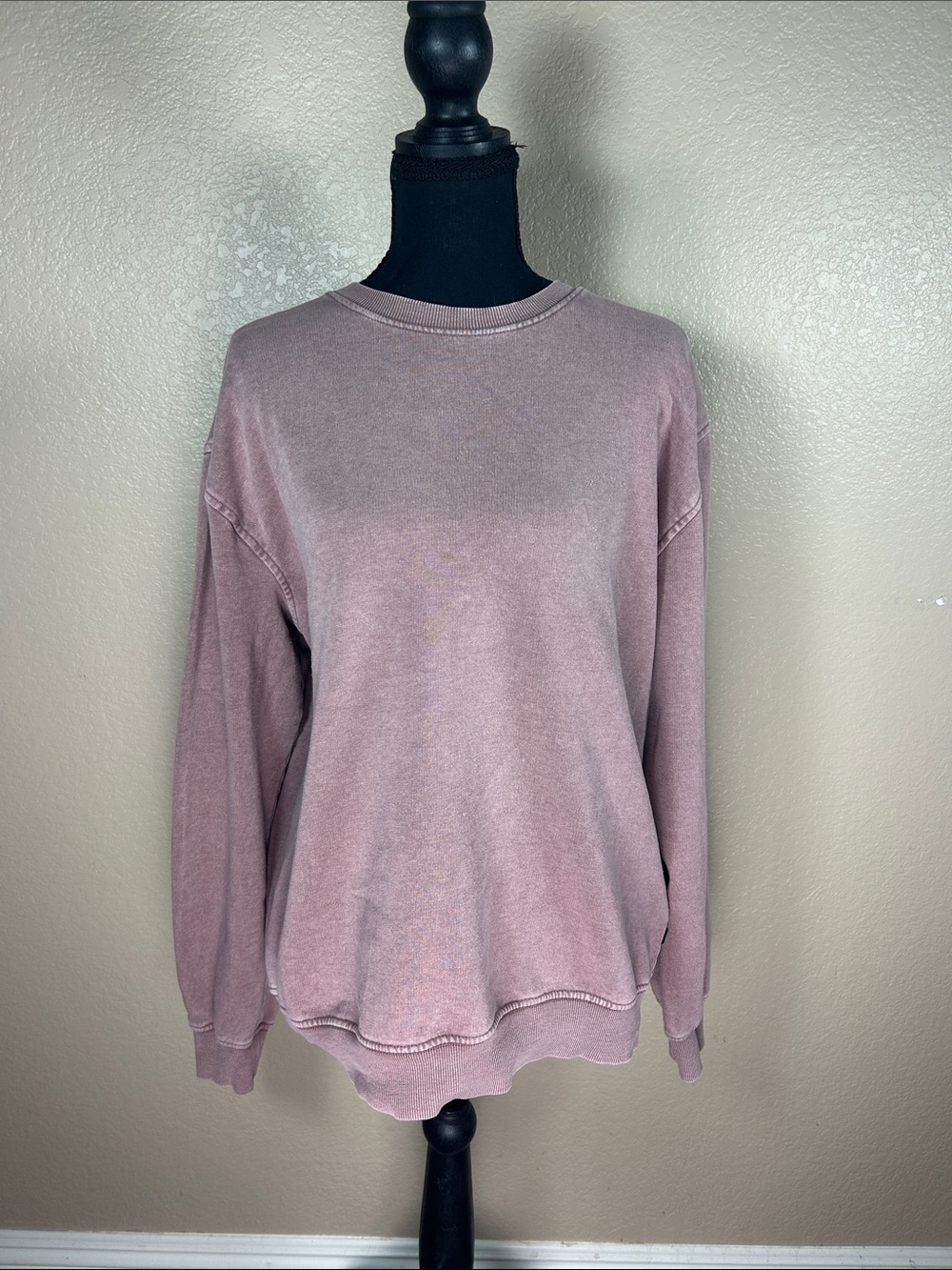 RSQ Vintage Washed Mauve Crewneck Sweatshirt Large